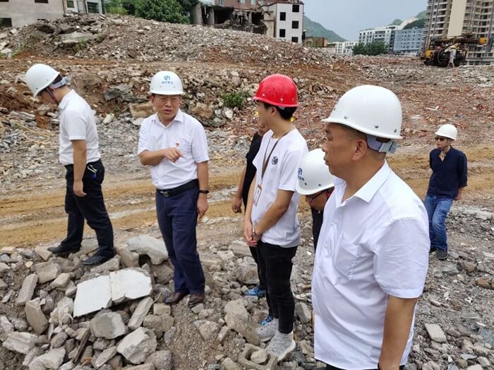 市城投集團黨委委員、紀委書記田犁帶隊赴銅仁市熊家屯棚戶區(qū)（城中村）改造項目 黃家院子項目點檢查防汛工作